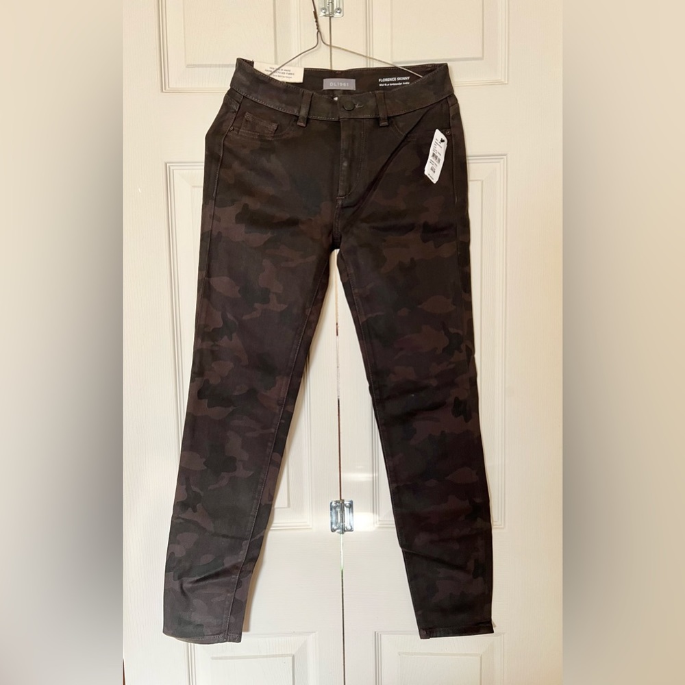 DL 1961 Florence Camo Ankle skinny Jeans size 25 $69